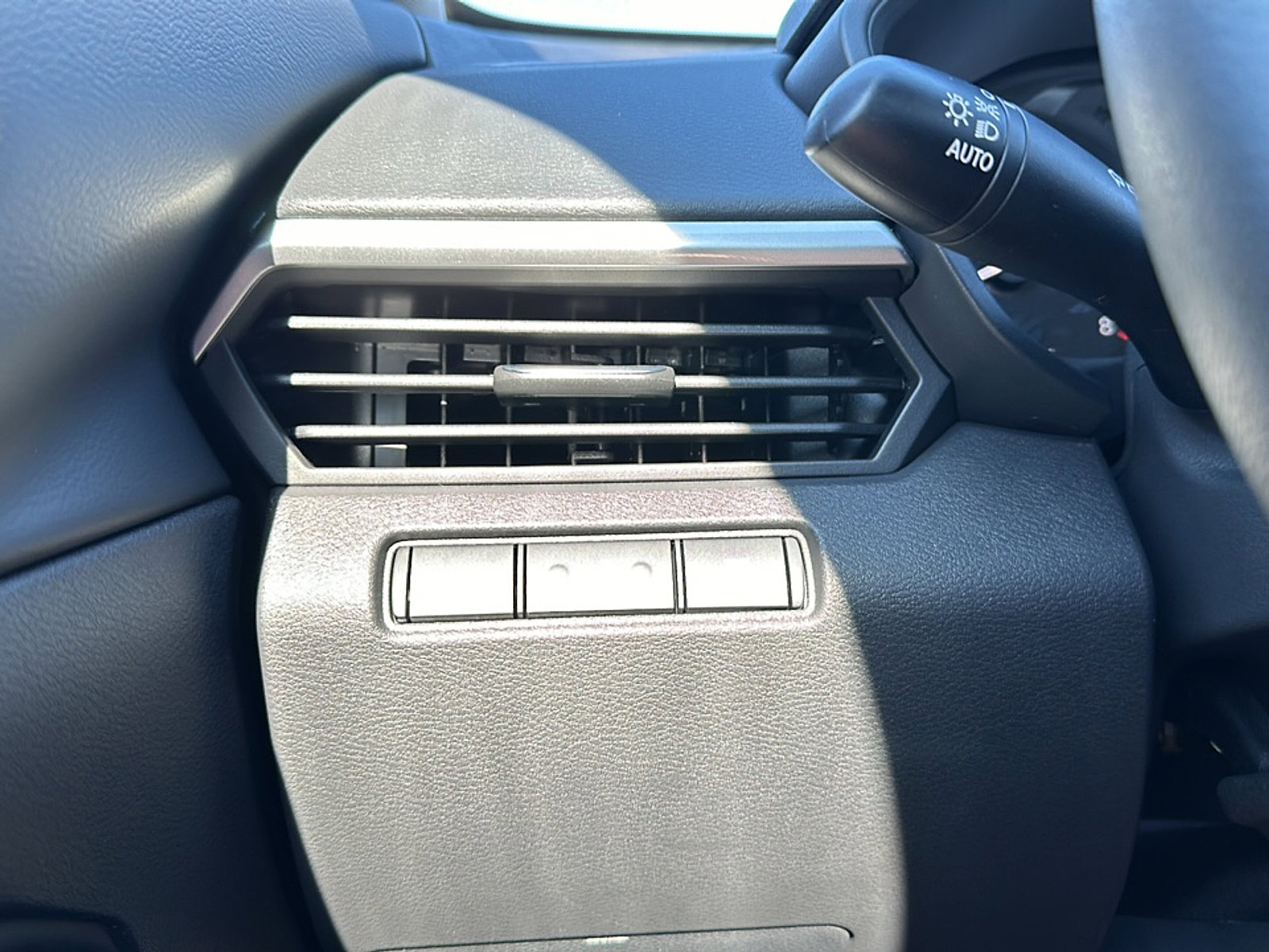 New 2025 Nissan Altima 2.5 S image 16