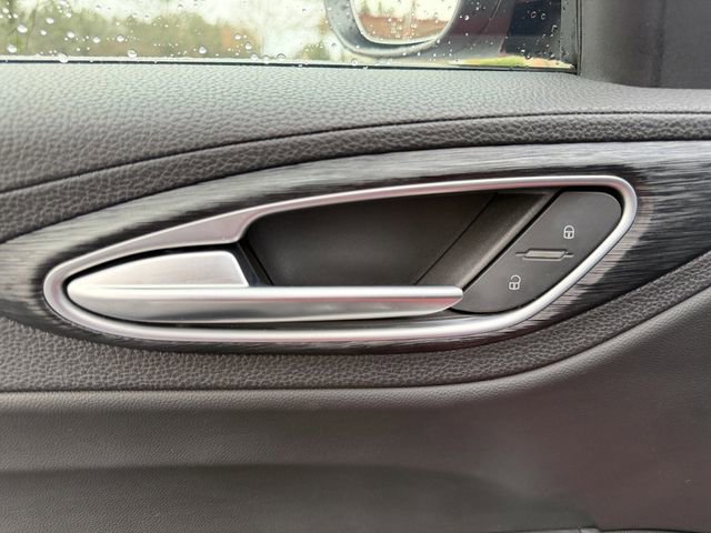 Used 2023 Alfa Romeo Giulia Sprint image 12