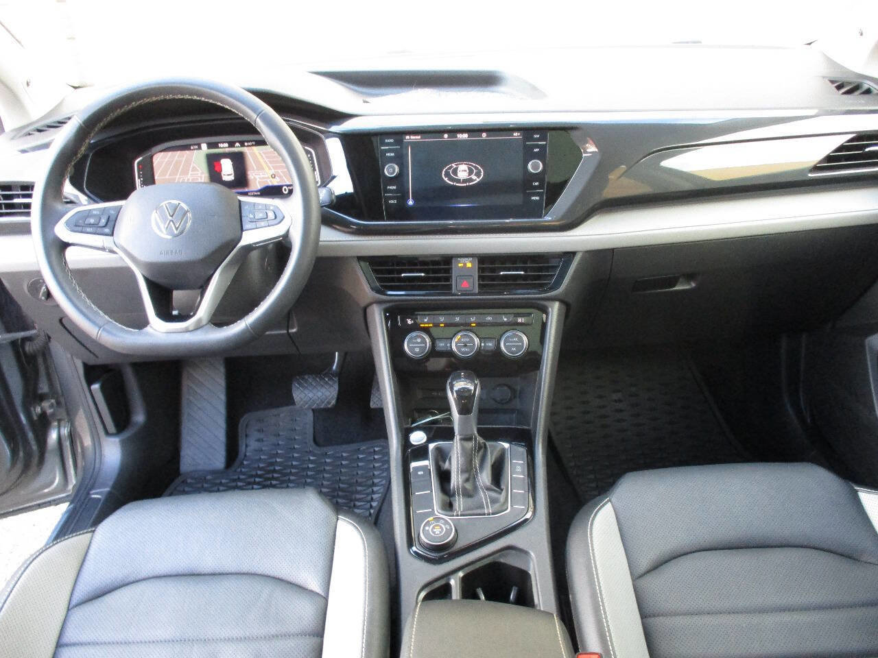 Used 2022 Volkswagen Taos SEL image 23