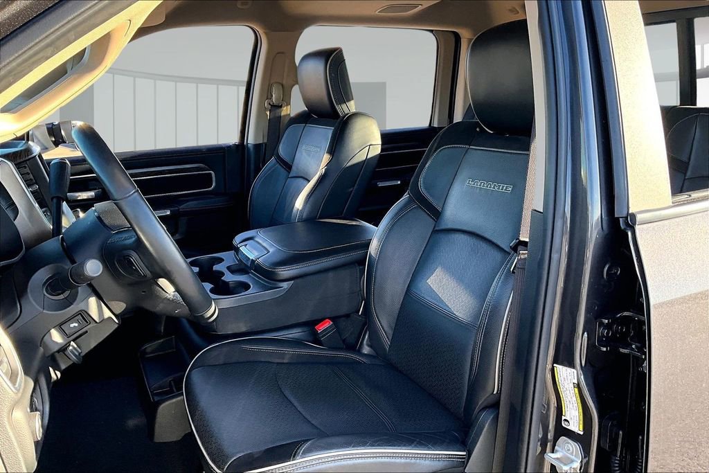 Used 2019 RAM 3500 Laramie image 24