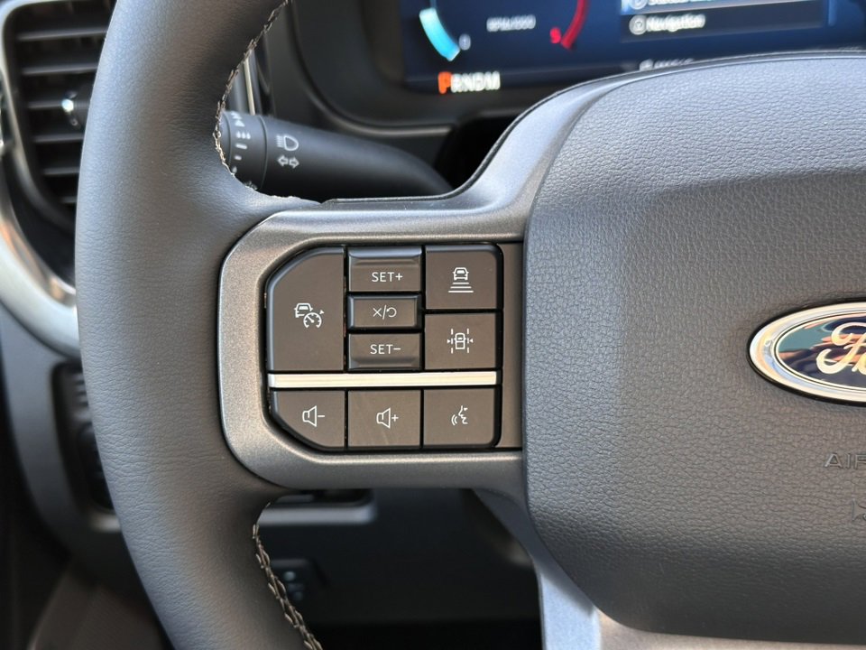 New 2025 Ford F350 Lariat w/ Lariat Ultimate Package image 27