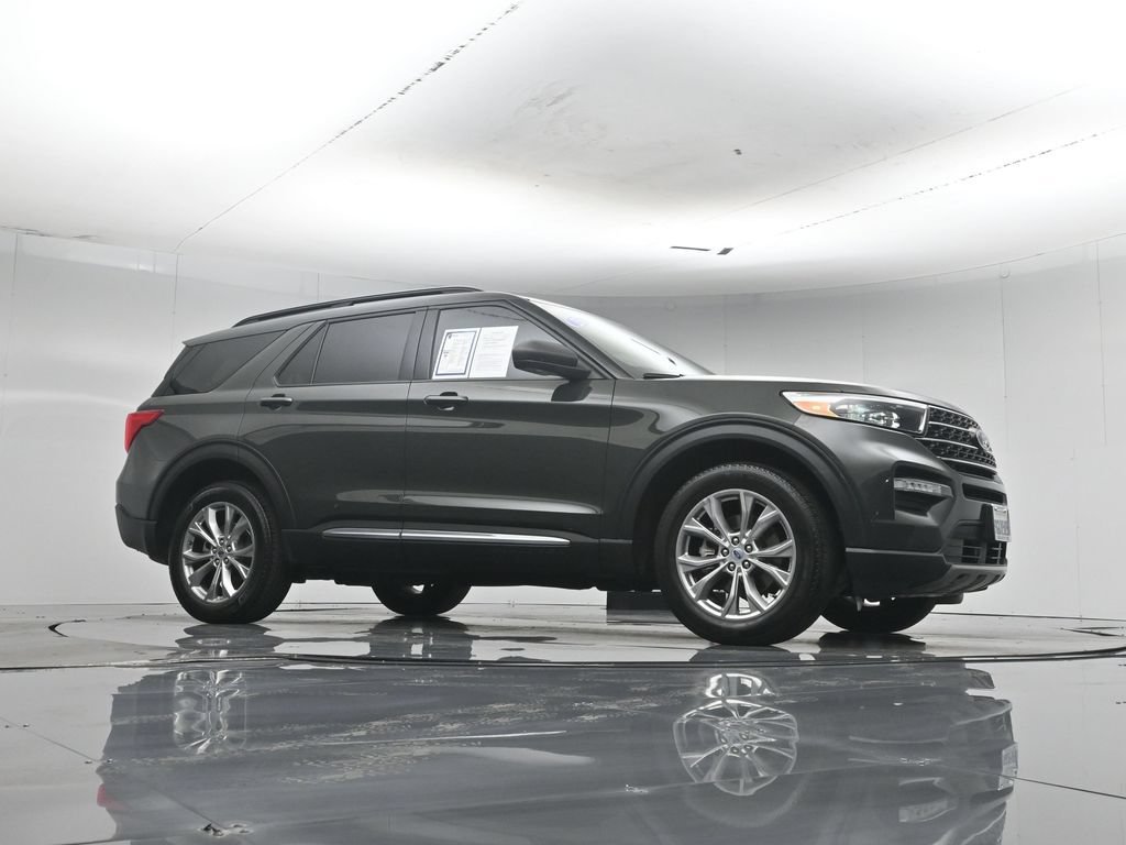 Certified 2023 Ford Explorer XLT w/ Equipment Group 202A AWD/4WD image 52