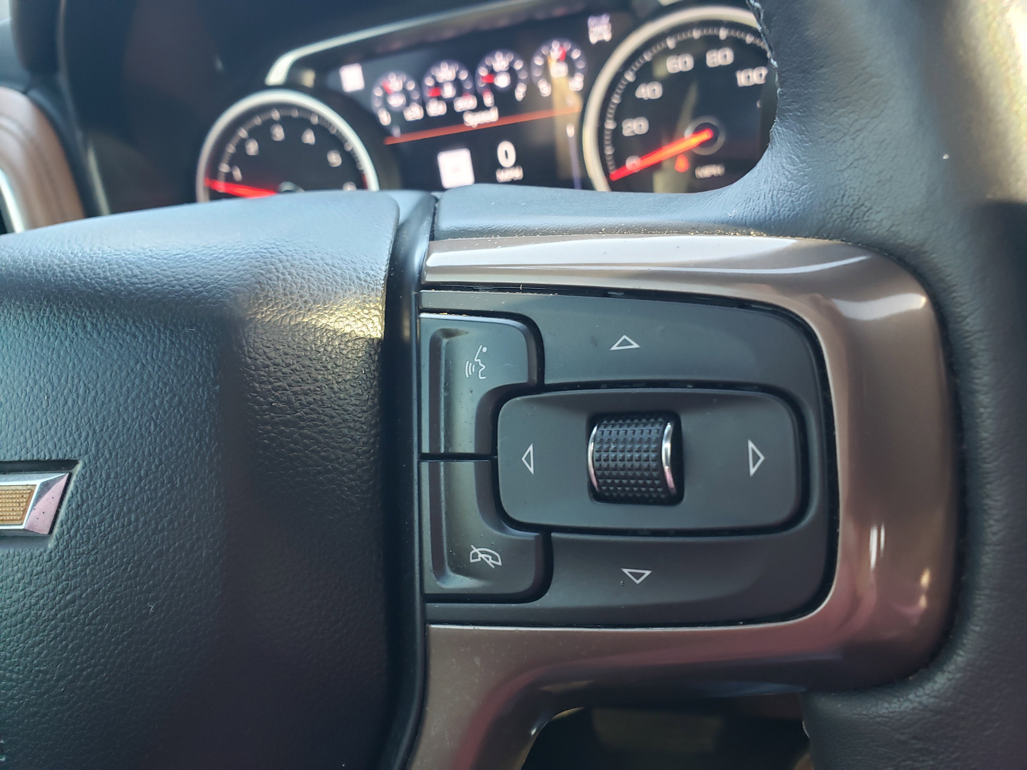 Used 2024 Chevrolet Silverado 1500 High Country w/ Technology Package image 15