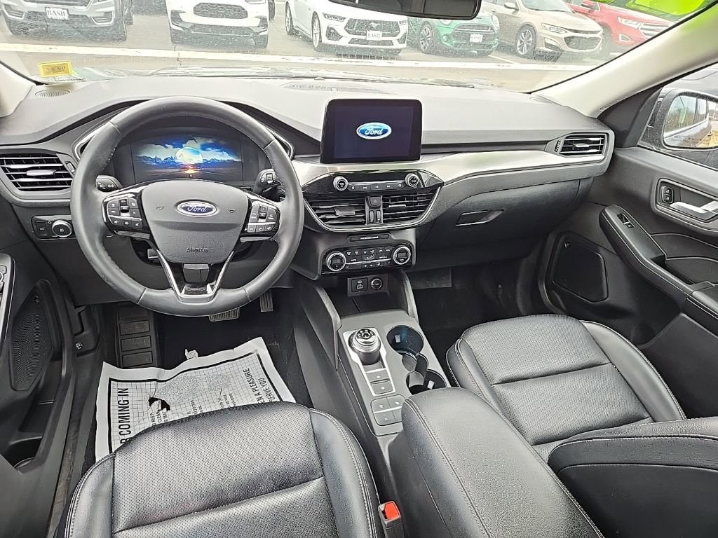 Used 2021 Ford Escape Titanium AWD/4WD image 17