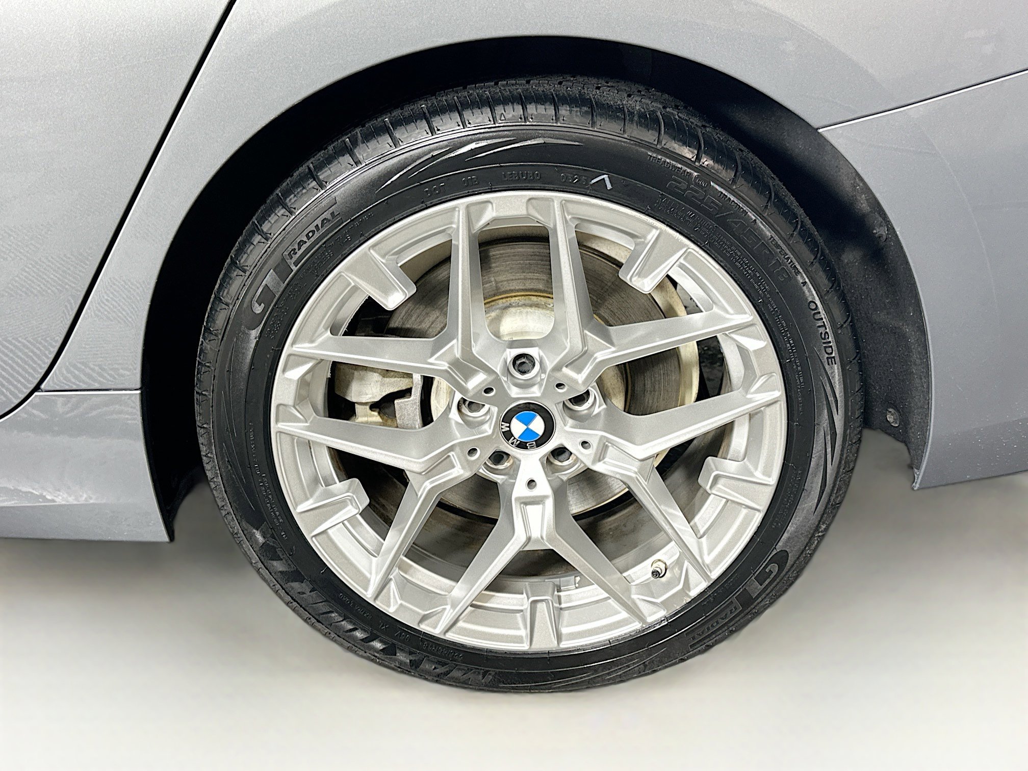 Used 2025 BMW 330i Sedan image 11