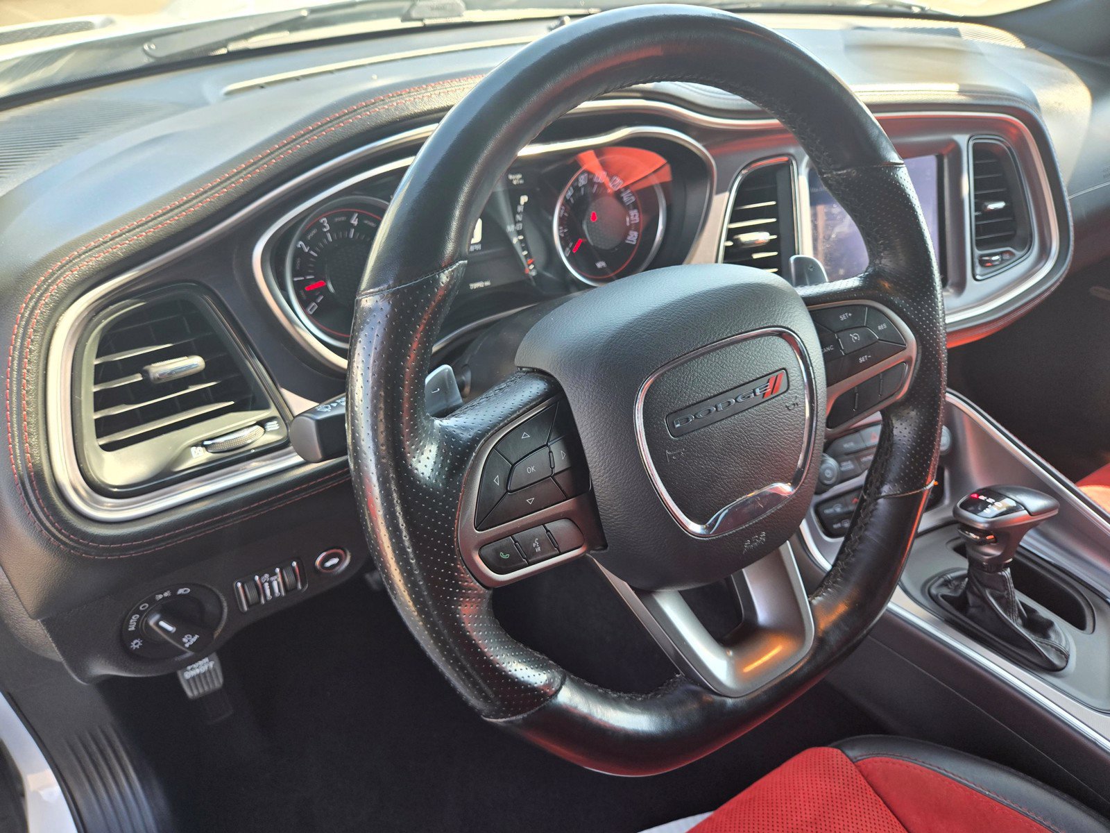 Used 2020 Dodge Challenger R/T Scat Pack w/ Dynamics Package RWD image 13