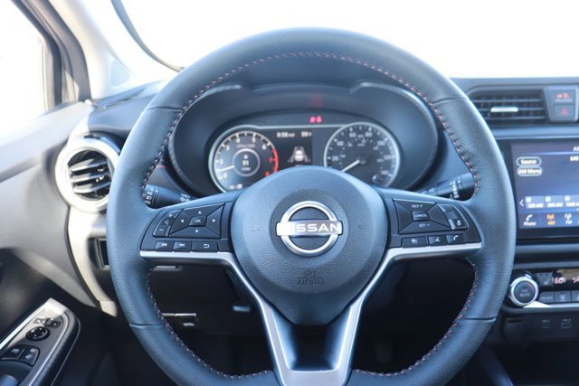 Used 2025 Nissan Versa SR w/ Trunk Package image 20