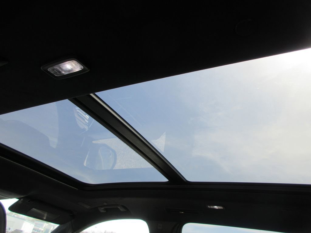 New 2026 GMC Acadia Denali Ultimate image 14