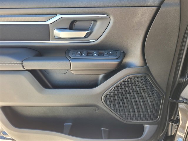 New 2026 RAM 1500 4x4 Crew Cab image 22