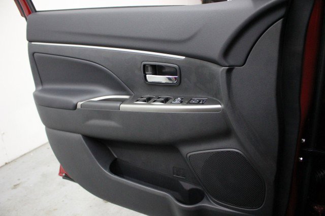 New 2026 Mitsubishi Outlander Sport SE image 14