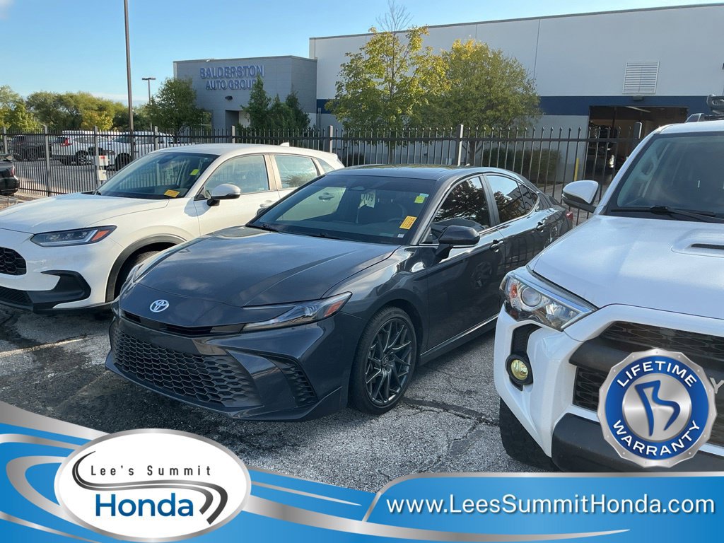 Used 2025 Toyota Camry SE w/ Multimedia Upgrade Package FWD image 1