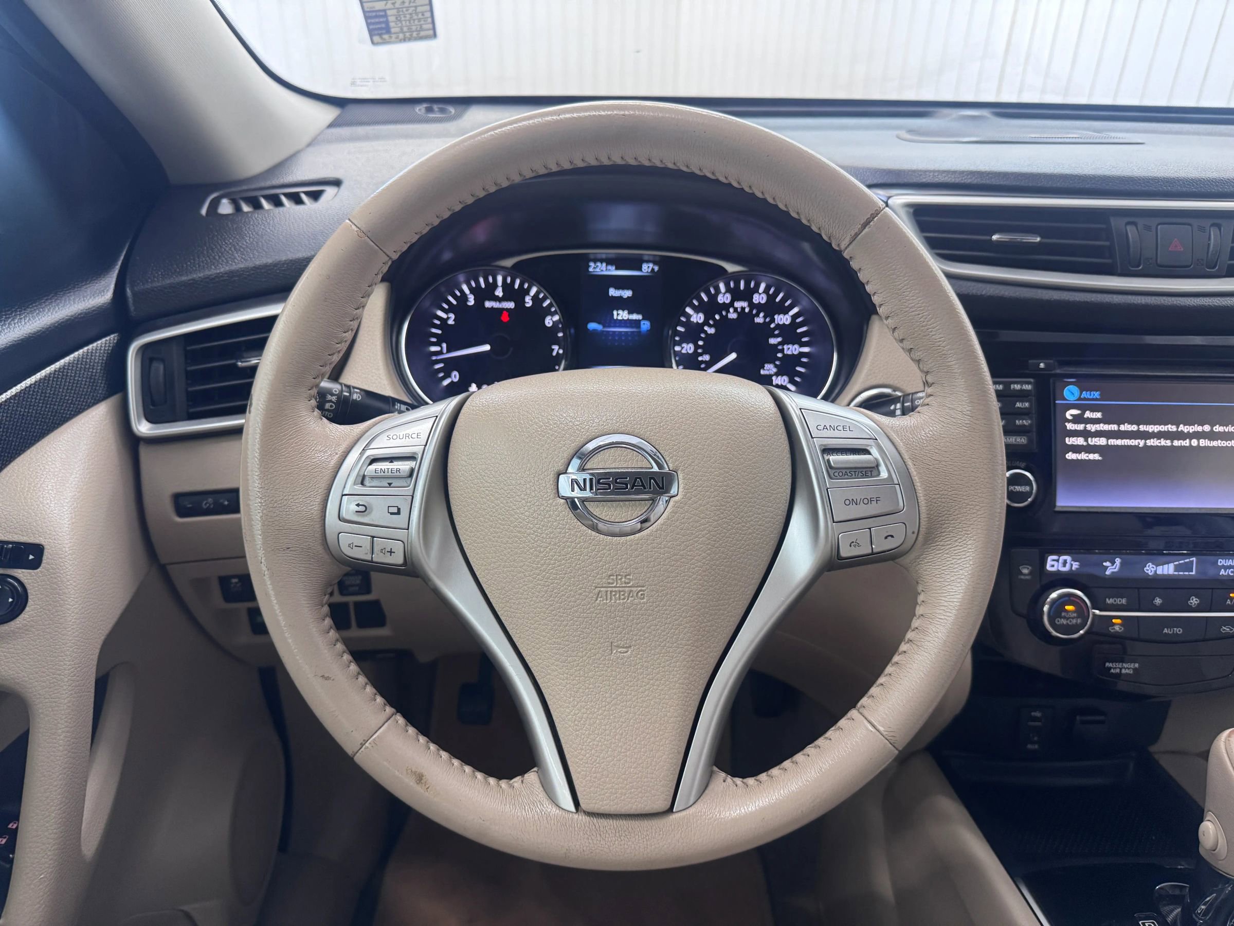 Used 2015 Nissan Rogue SL image 19