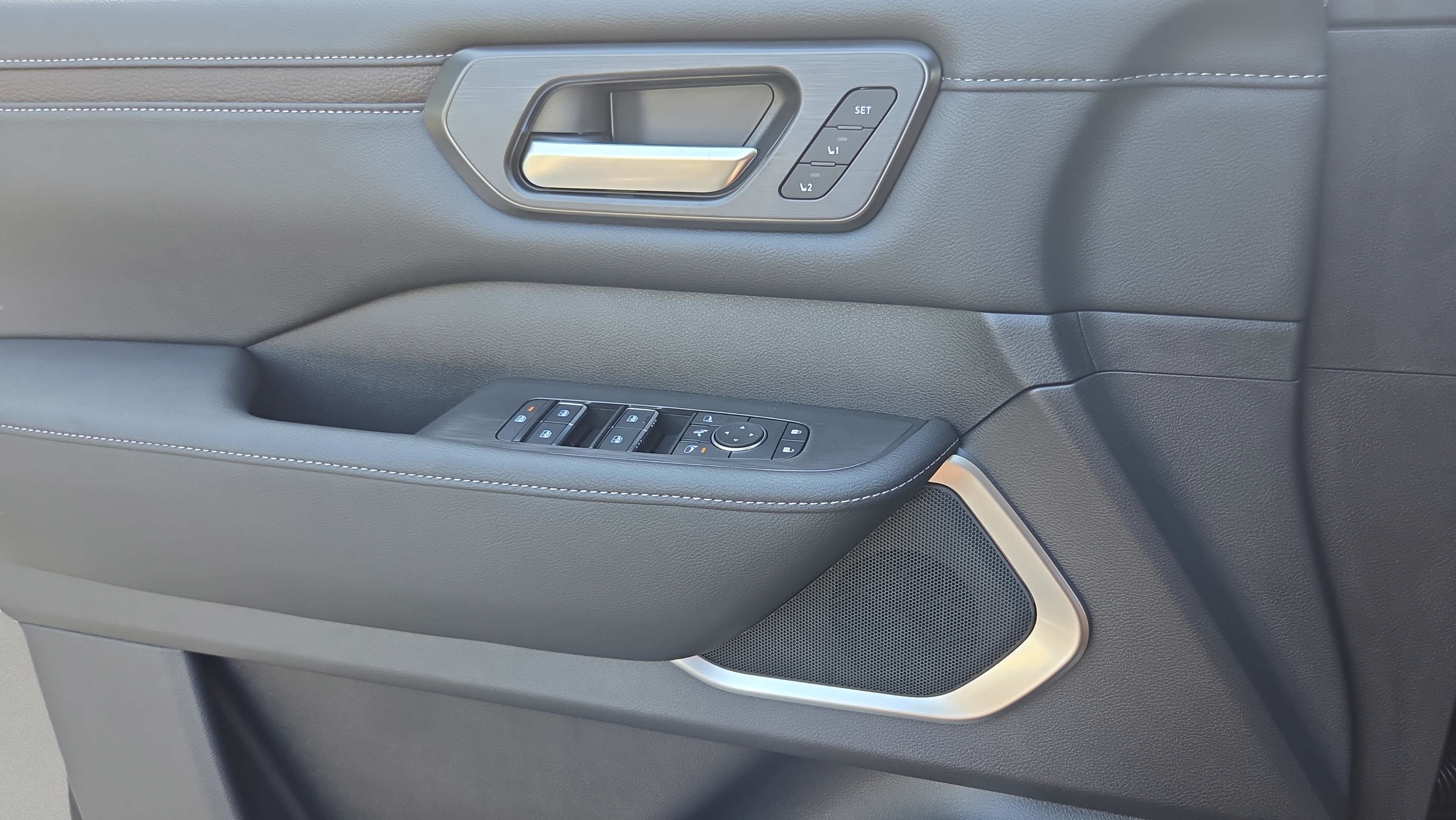 New 2026 Nissan Armada Platinum AWD/4WD image 26