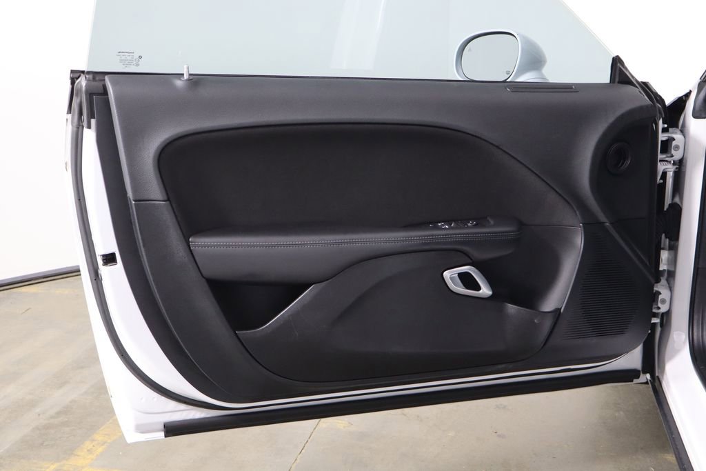 Used 2022 Dodge Challenger GT w/ Driver Convenience Group RWD image 17