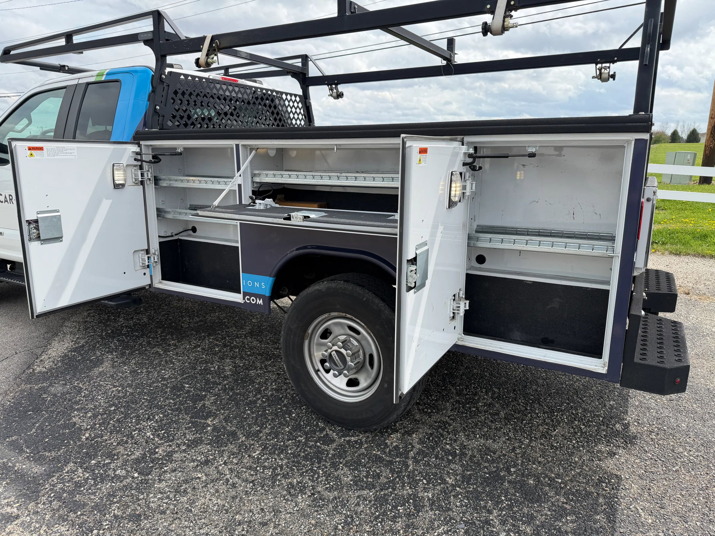 Used 2022 Ford F350 XL w/ Power Equipment Group image 6