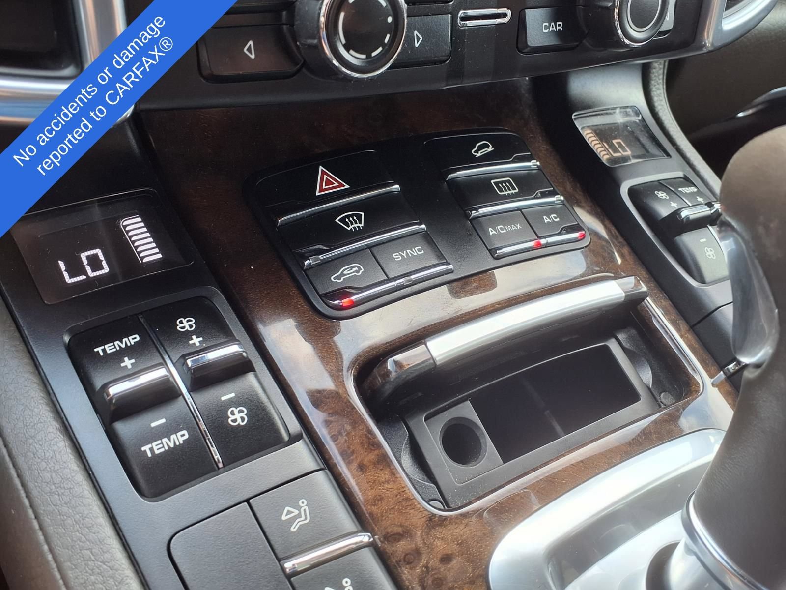 Used 2015 Porsche Cayenne Diesel AWD/4WD image 29