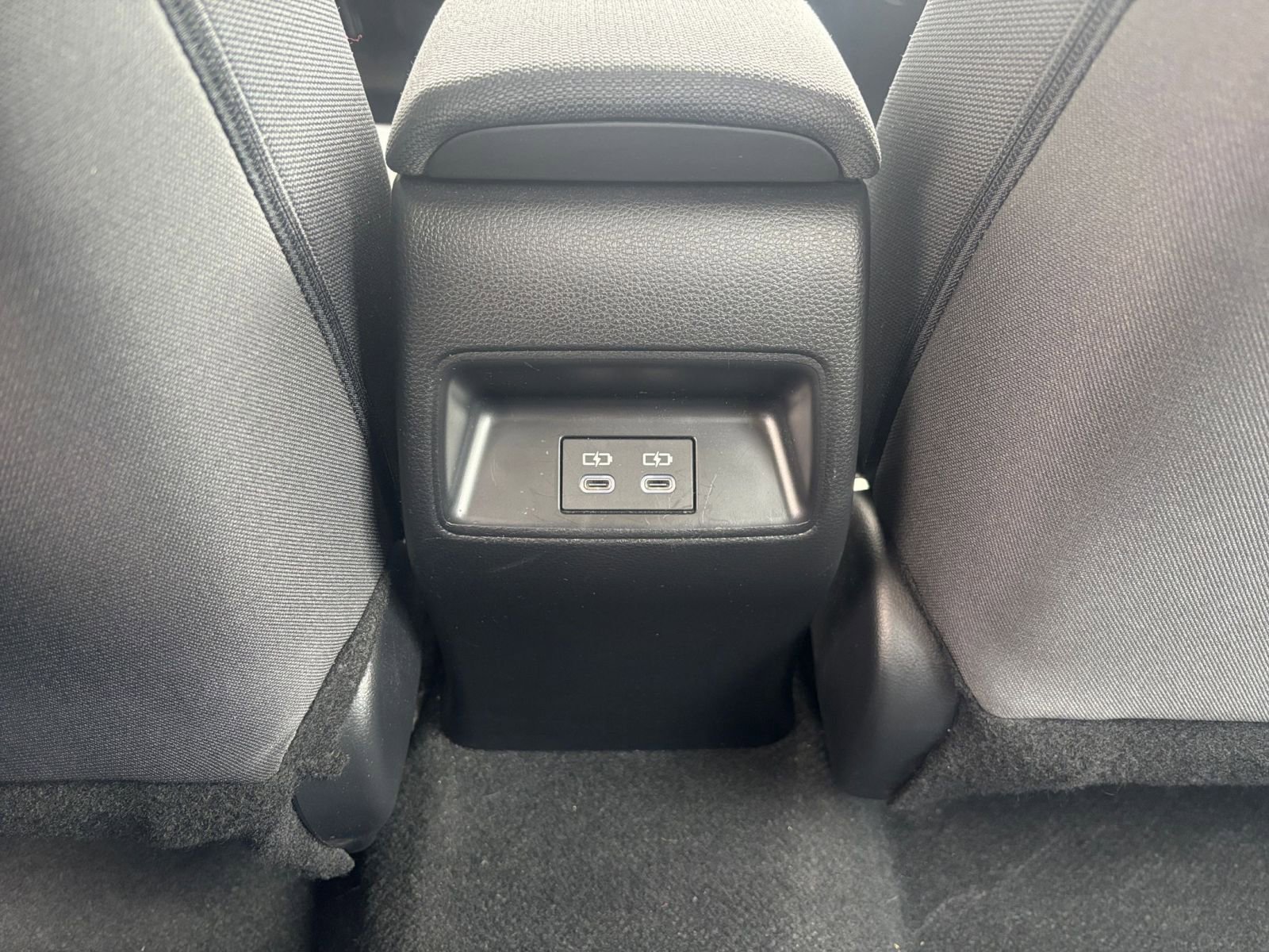 Used 2025 Toyota Corolla LE image 22