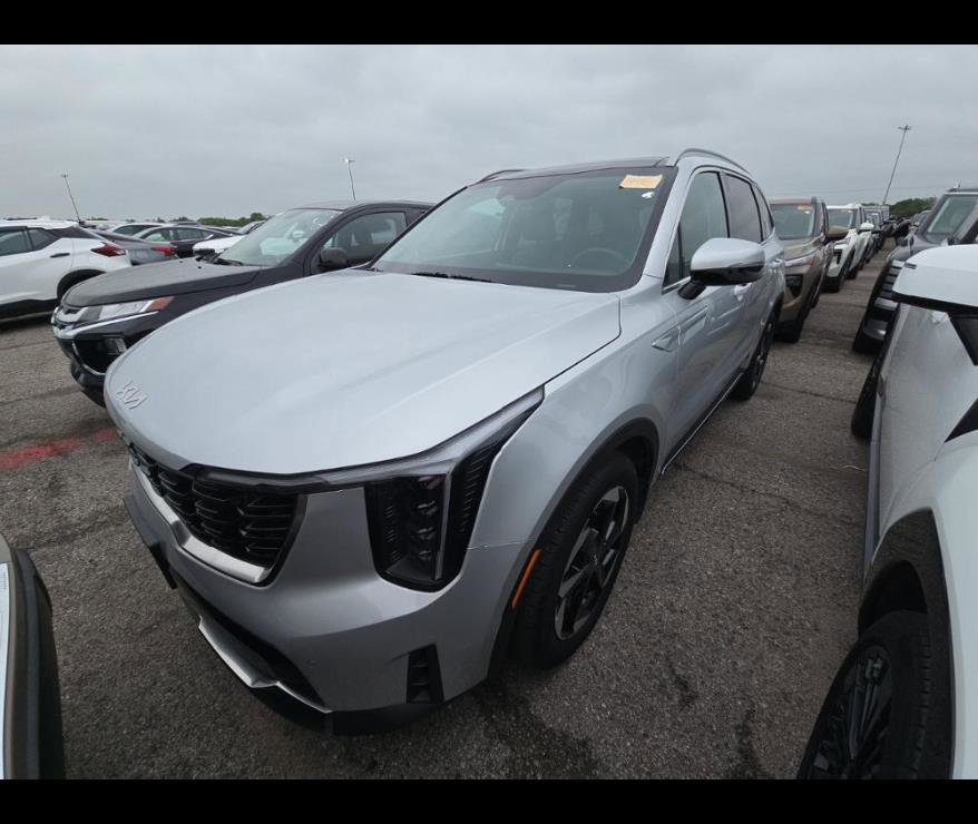 Used 2025 Kia Sorento EX w/ EX Panoramic Sunroof Package FWD image 2