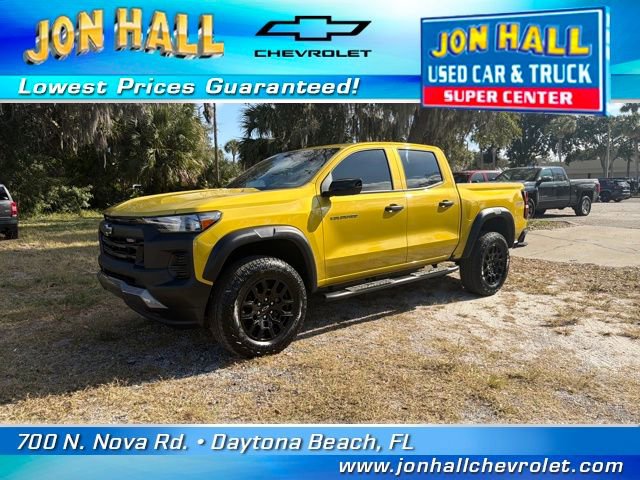 Used 2024 Chevrolet Colorado Trail Boss w/ Technology Package image 2