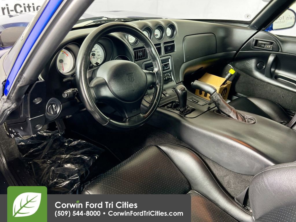 Used 1996 Dodge Viper GTS image 3