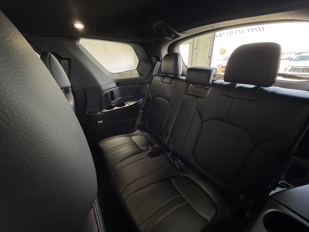 Used 2023 Honda Pilot TrailSport image 24