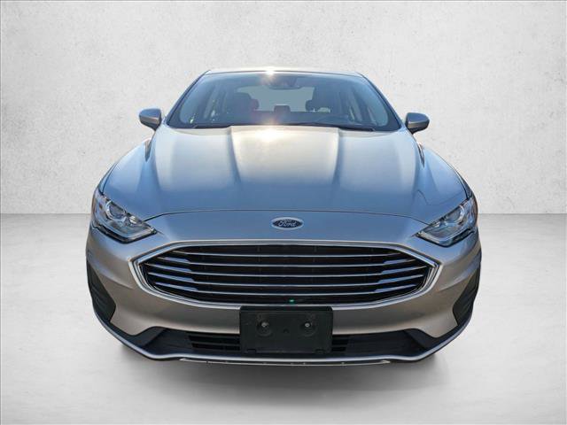 Used 2020 Ford Fusion SE FWD image 2