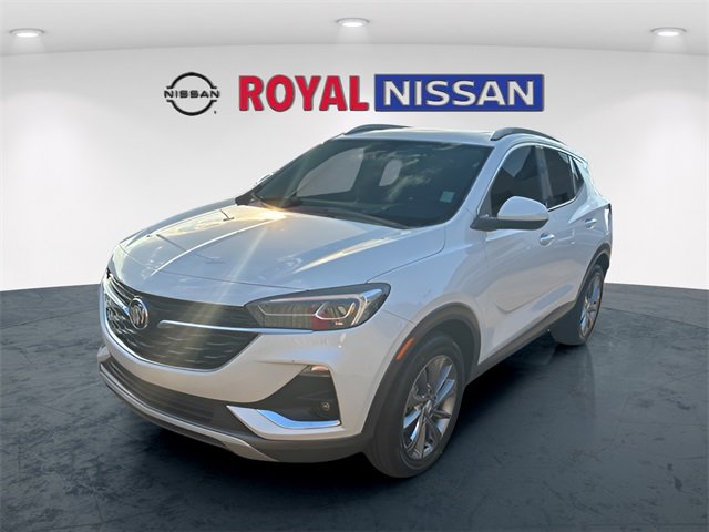 Used 2023 Buick Encore GX Essence w/ Experience Buick Package image 3