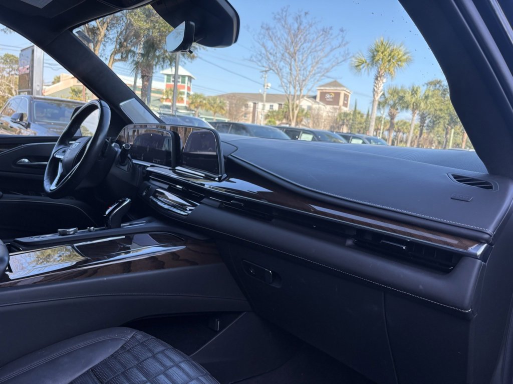 Used 2023 Cadillac Escalade Sport Platinum image 21