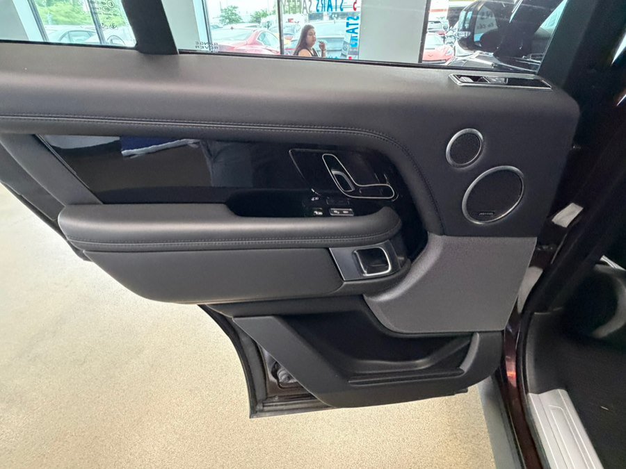 Used 2018 Land Rover Range Rover HSE AWD/4WD image 29