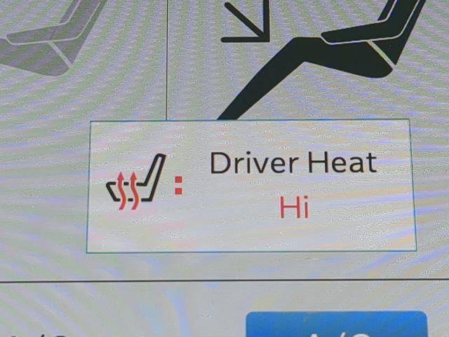 Certified 2023 Chrysler Pacifica Touring-L FWD image 28