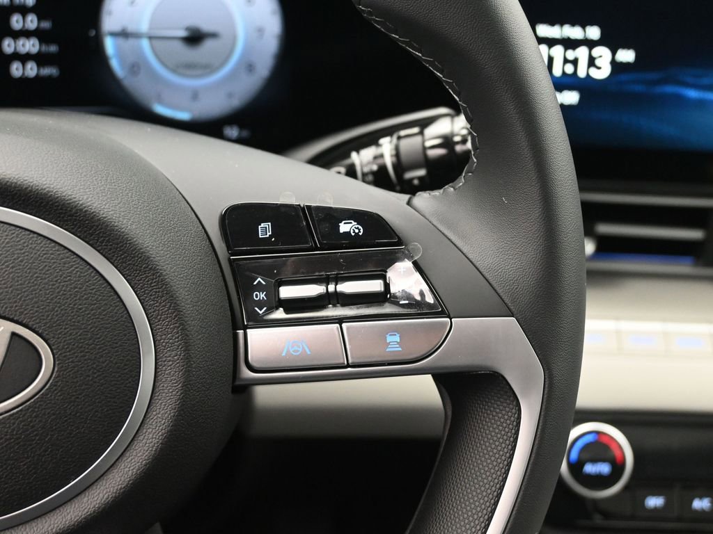 New 2026 Hyundai Elantra Limited image 12