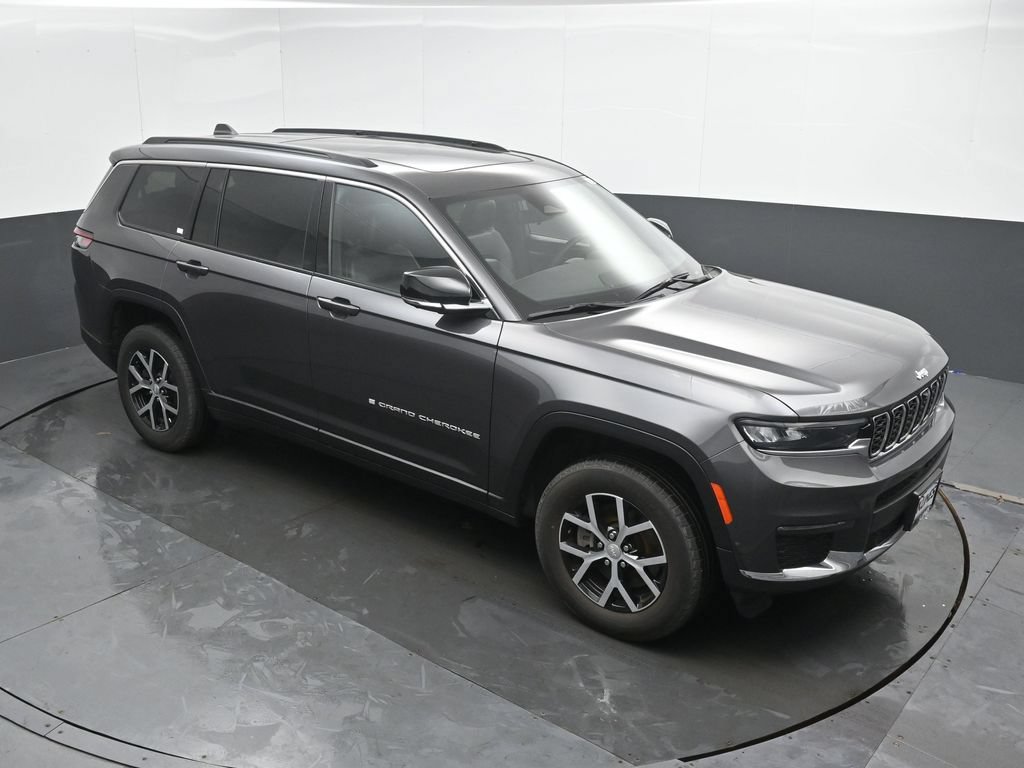 Used 2024 Jeep Grand Cherokee L Limited w/ Luxury Tech Group II AWD/4WD image 33