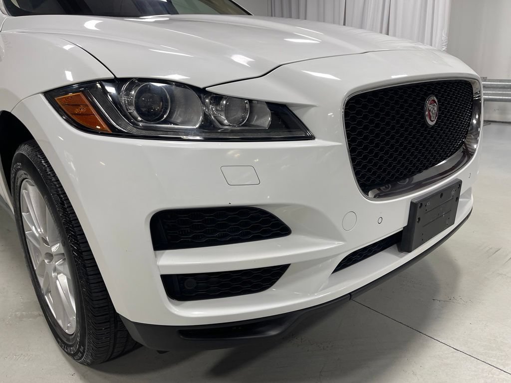 Used 2020 Jaguar F-PACE Prestige AWD/4WD image 11