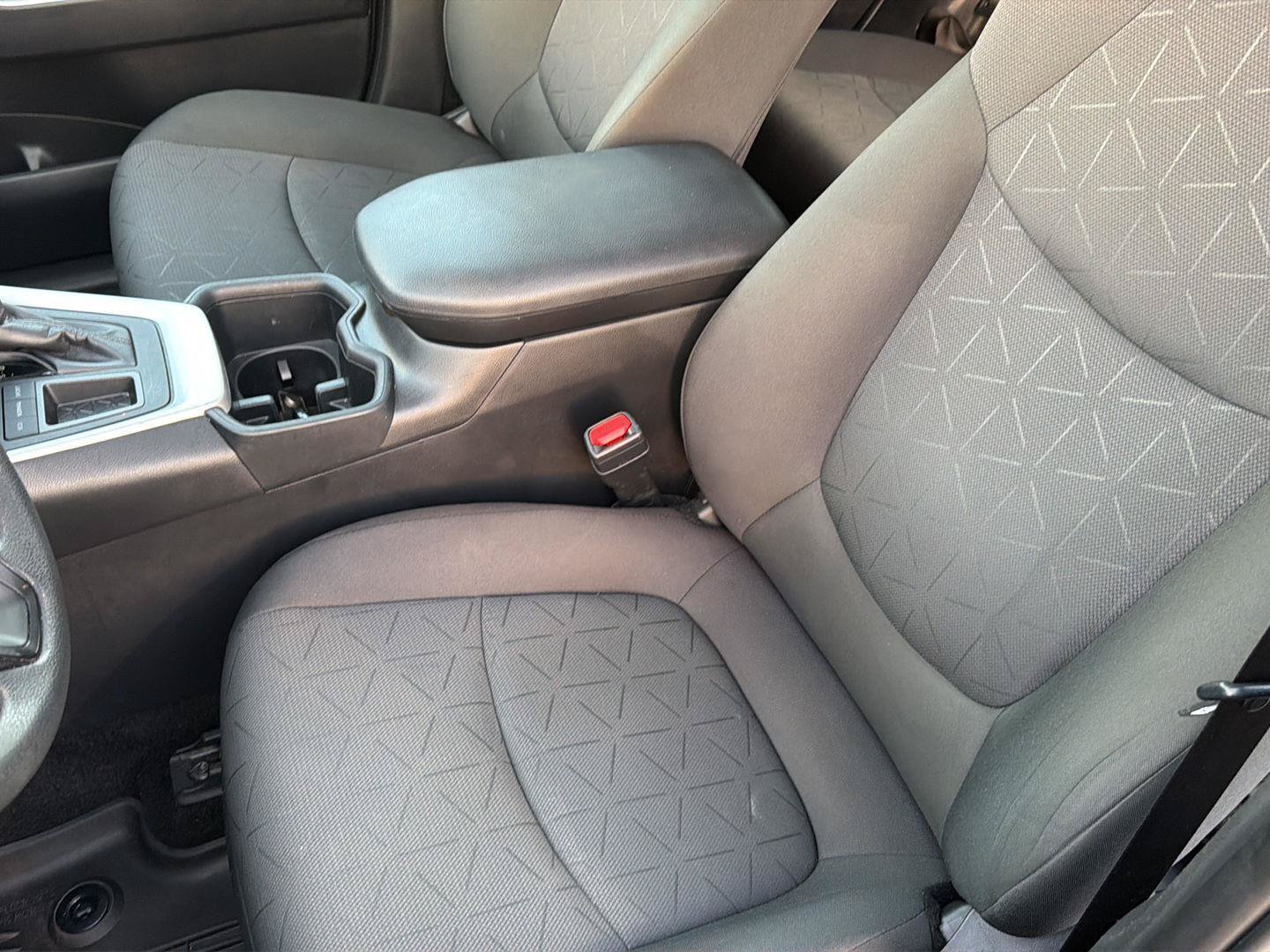 Certified 2024 Toyota RAV4 XLE w/ Convenience Package FWD image 29