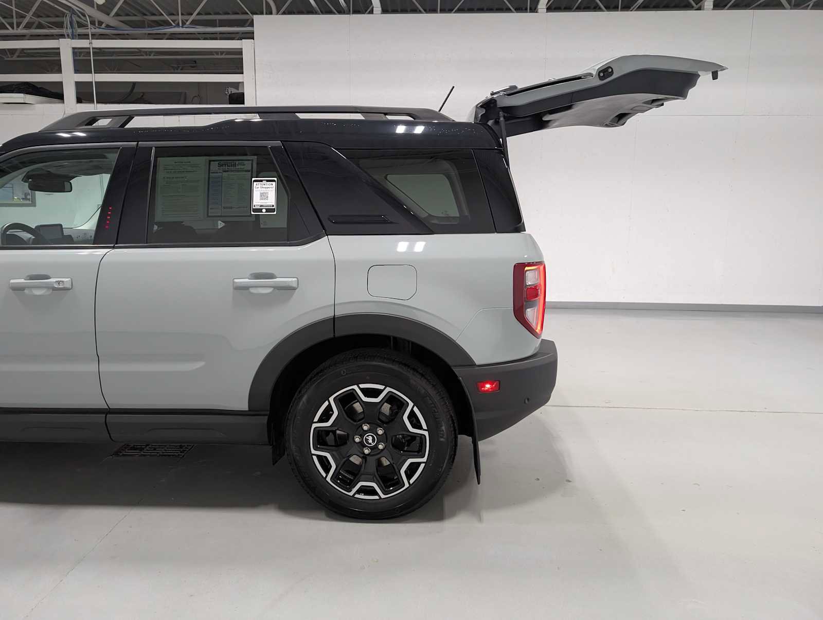 Used 2022 Ford Bronco Sport Outer Banks w/ Tech Package image 11