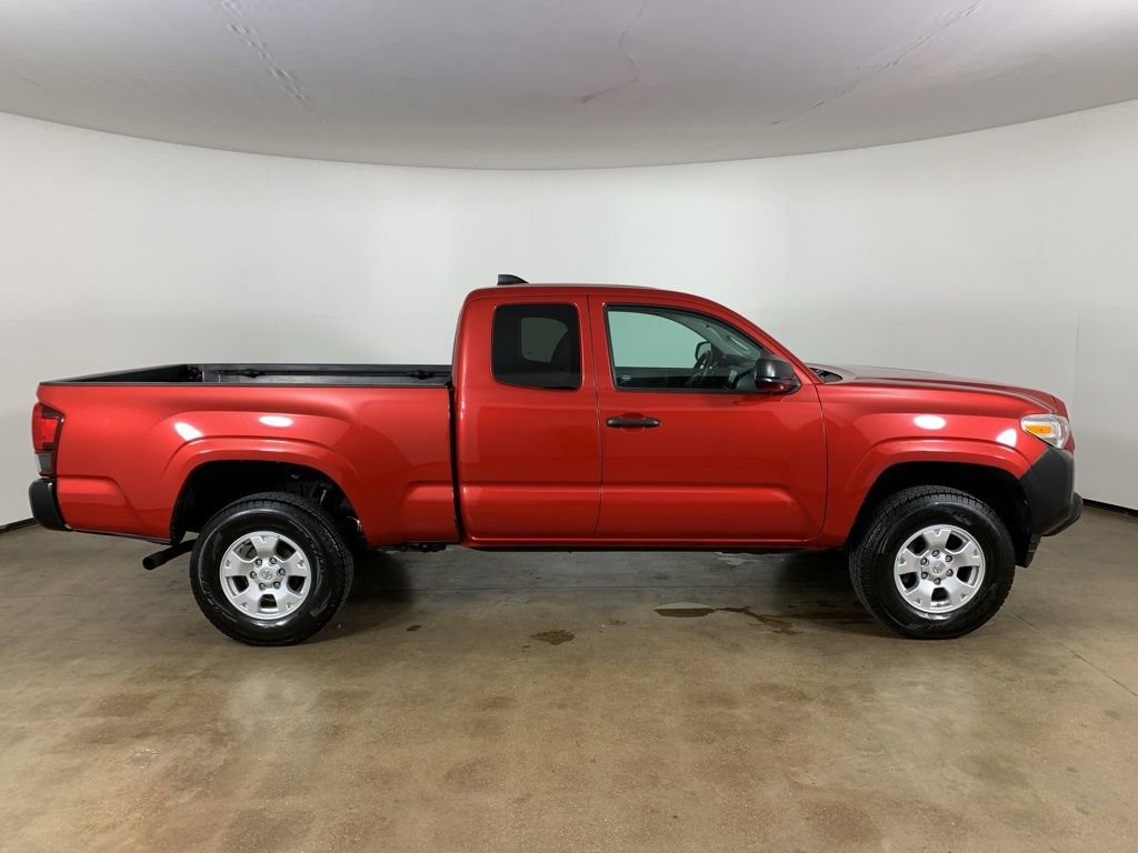 Used 2022 Toyota Tacoma SR RWD image 7