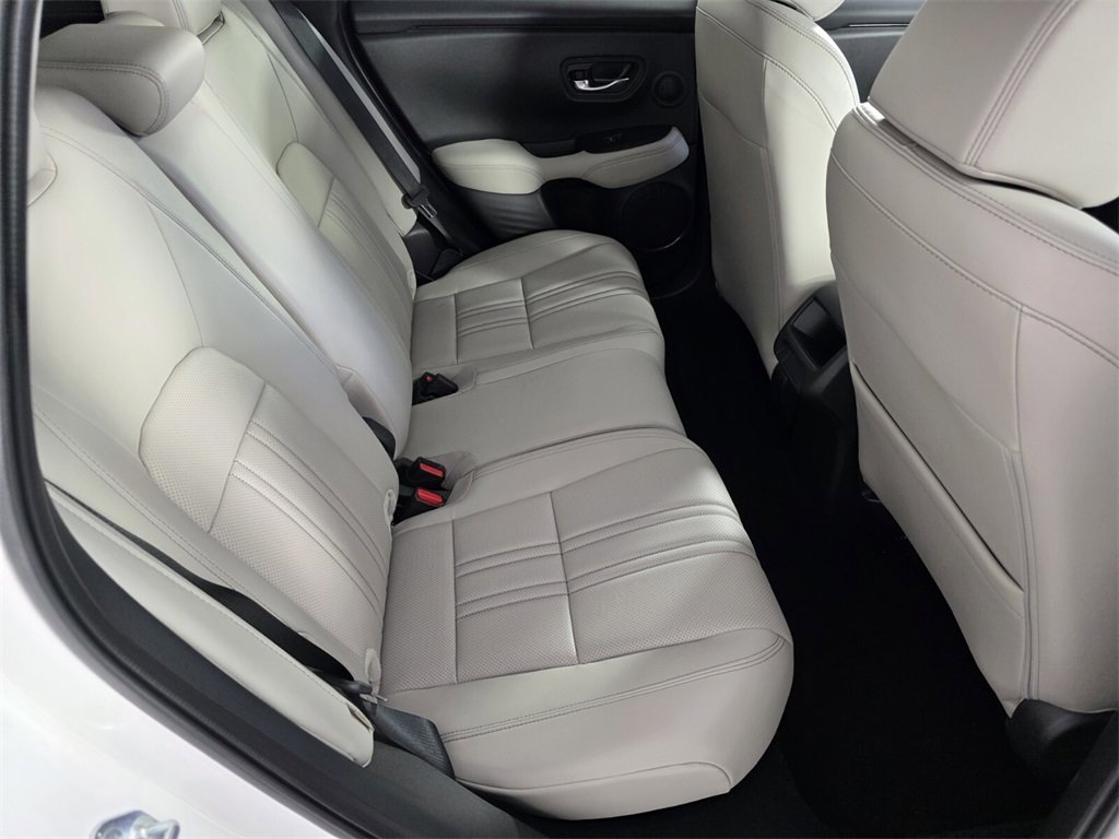 Used 2024 Honda HR-V EX-L image 28