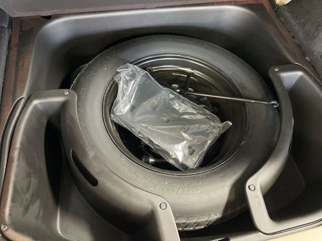 Used 2021 Jeep Grand Cherokee Limited image 26