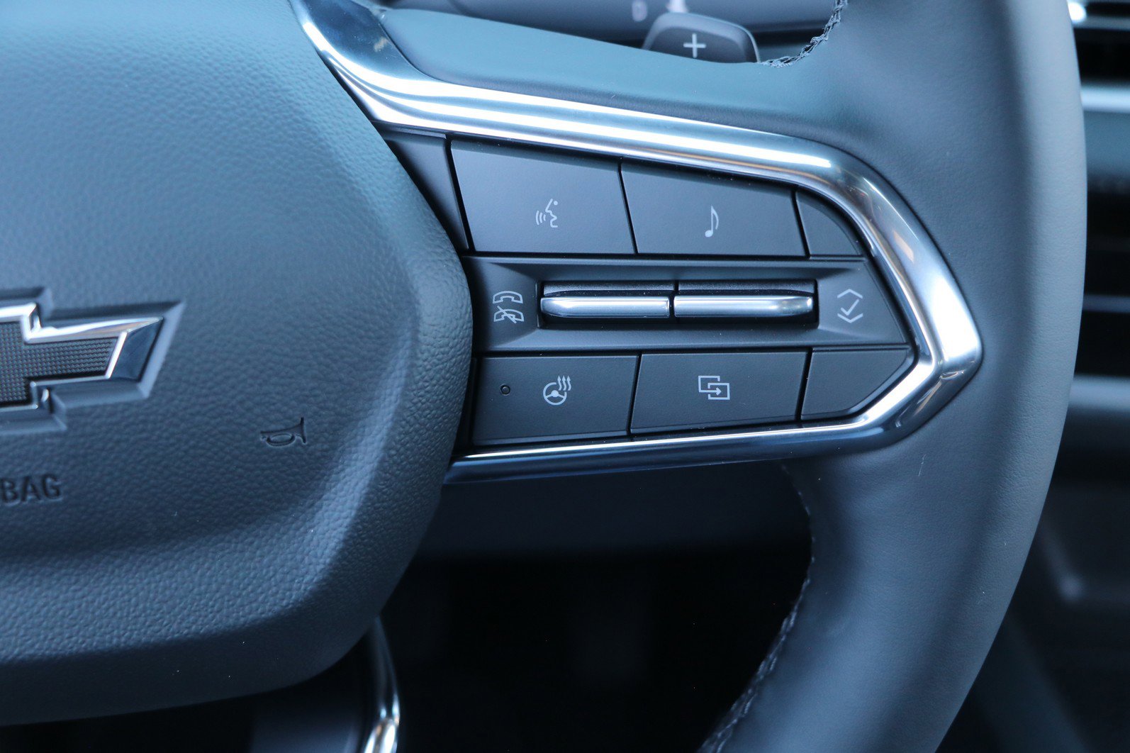 New 2026 Chevrolet Equinox LT w/ Midnight Edition image 19