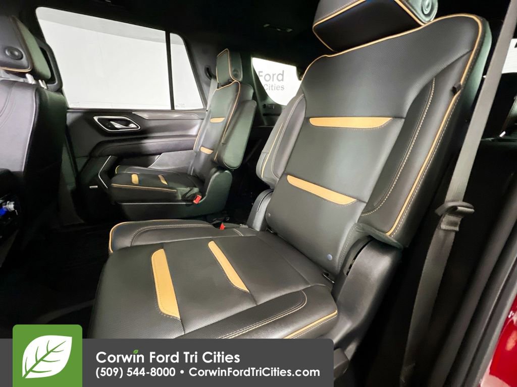 Used 2023 GMC Yukon AT4 w/ Technology Package image 30