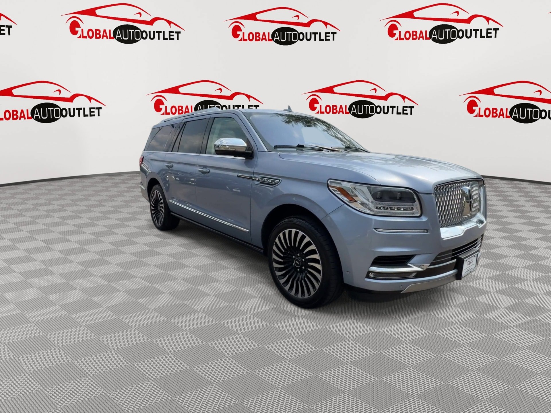 Used 2020 Lincoln Navigator L Black Label AWD/4WD image 2