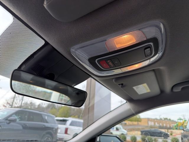 Certified 2024 Hyundai Elantra SEL image 19