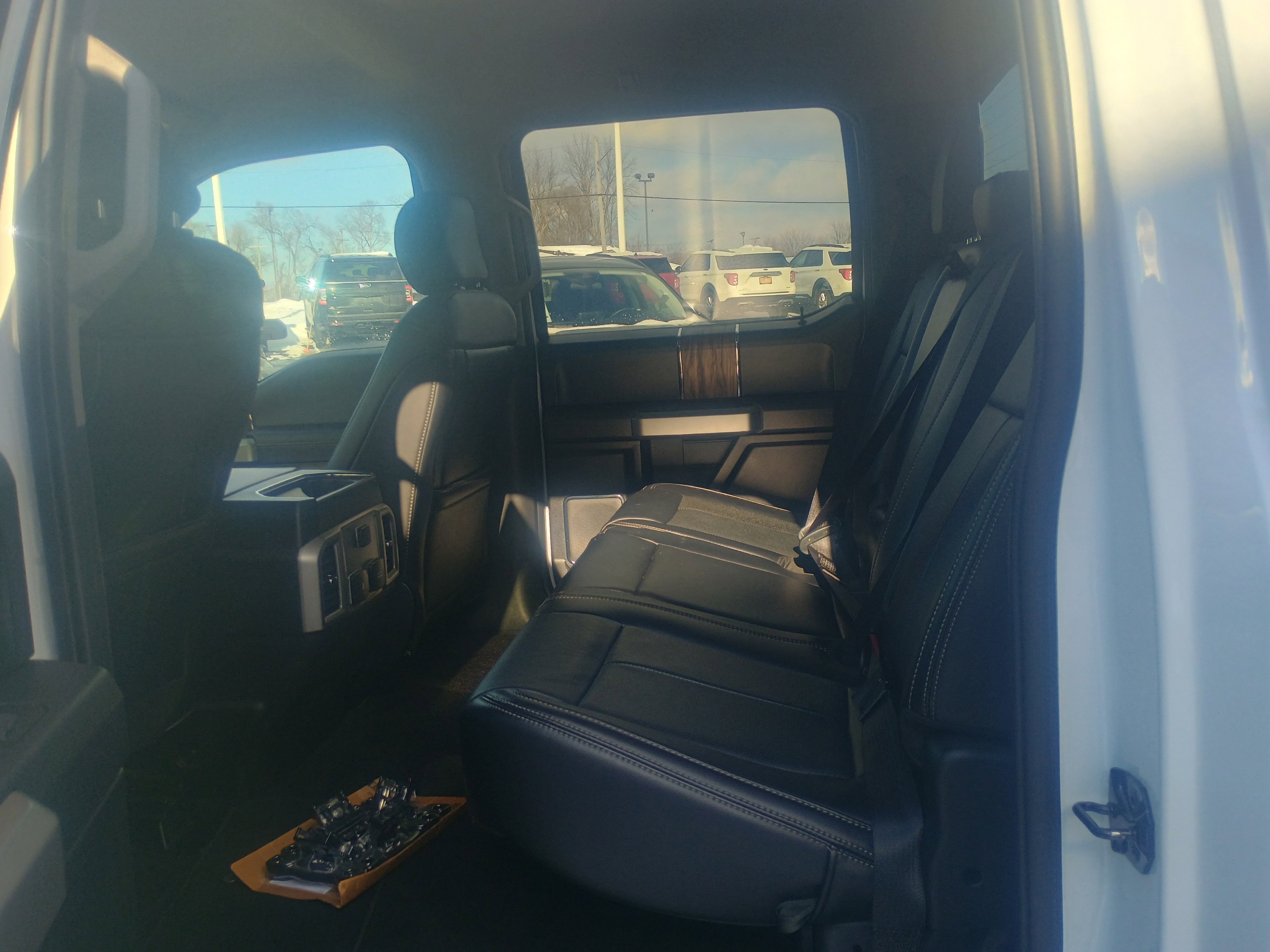 Used 2019 Ford F150 Lariat image 15