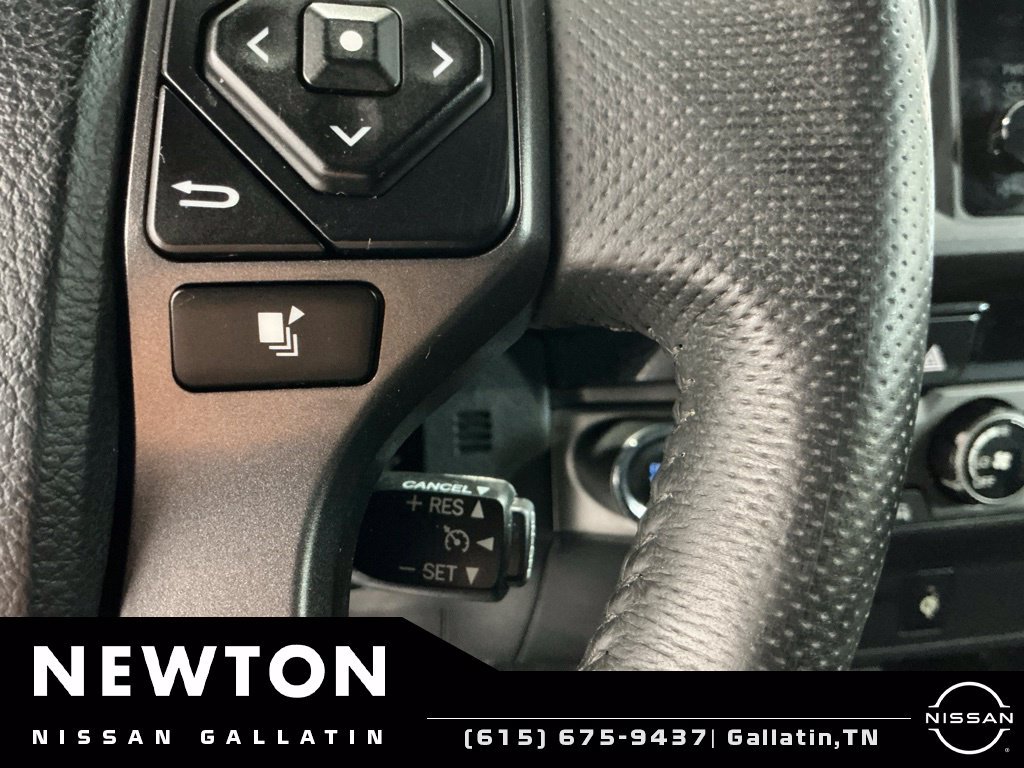 Used 2017 Toyota Tacoma TRD Off-Road w/ Tow Package (A/T) AWD/4WD image 38