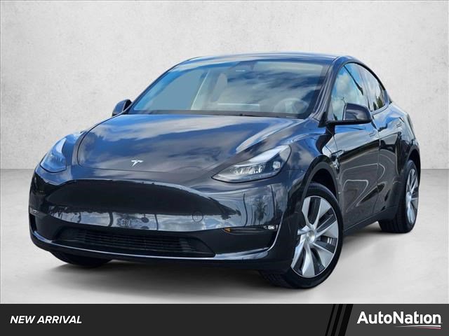 Used 2024 Tesla Model Y Long Range image 1