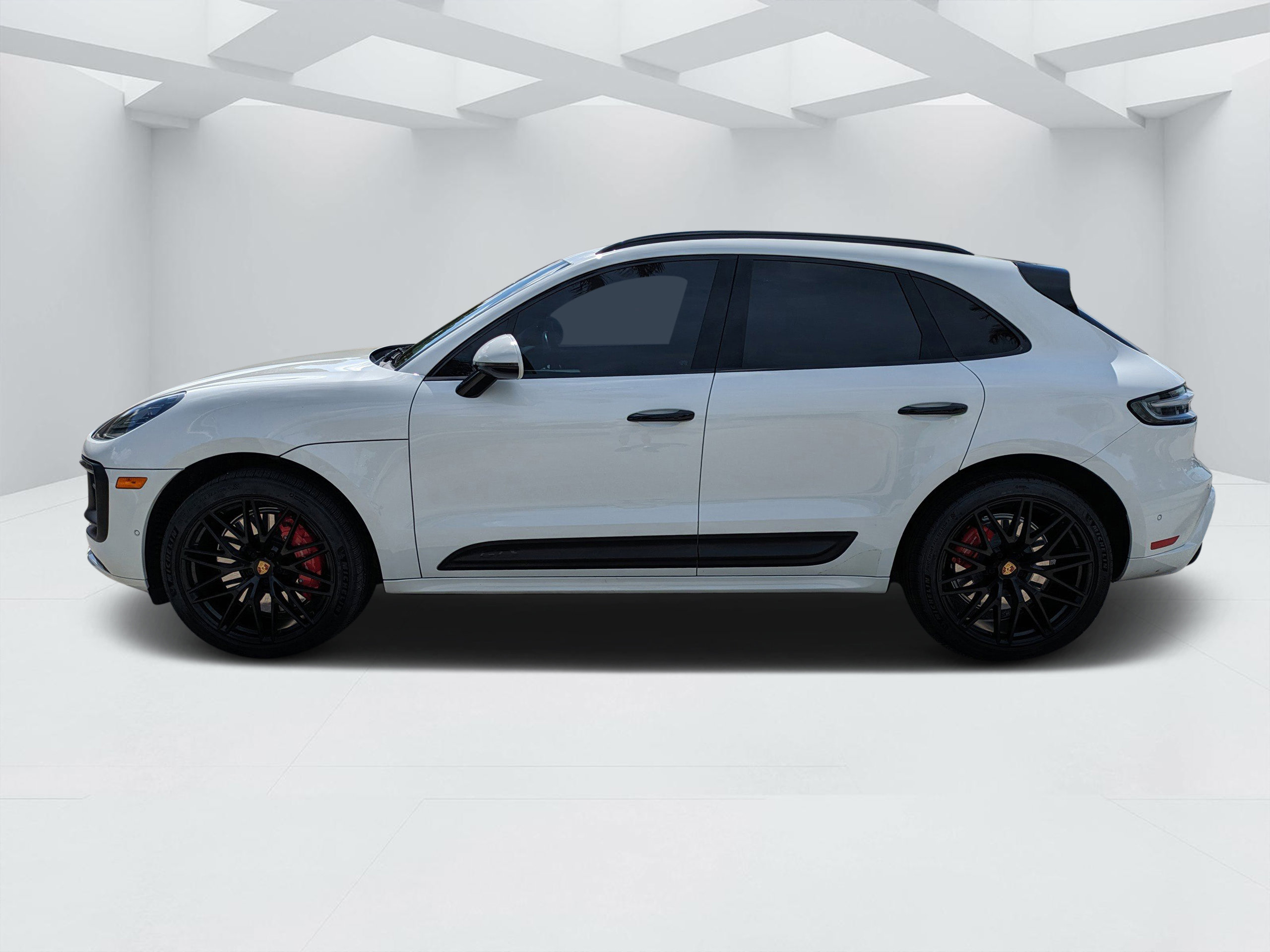 Used 2022 Porsche Macan GTS image 6
