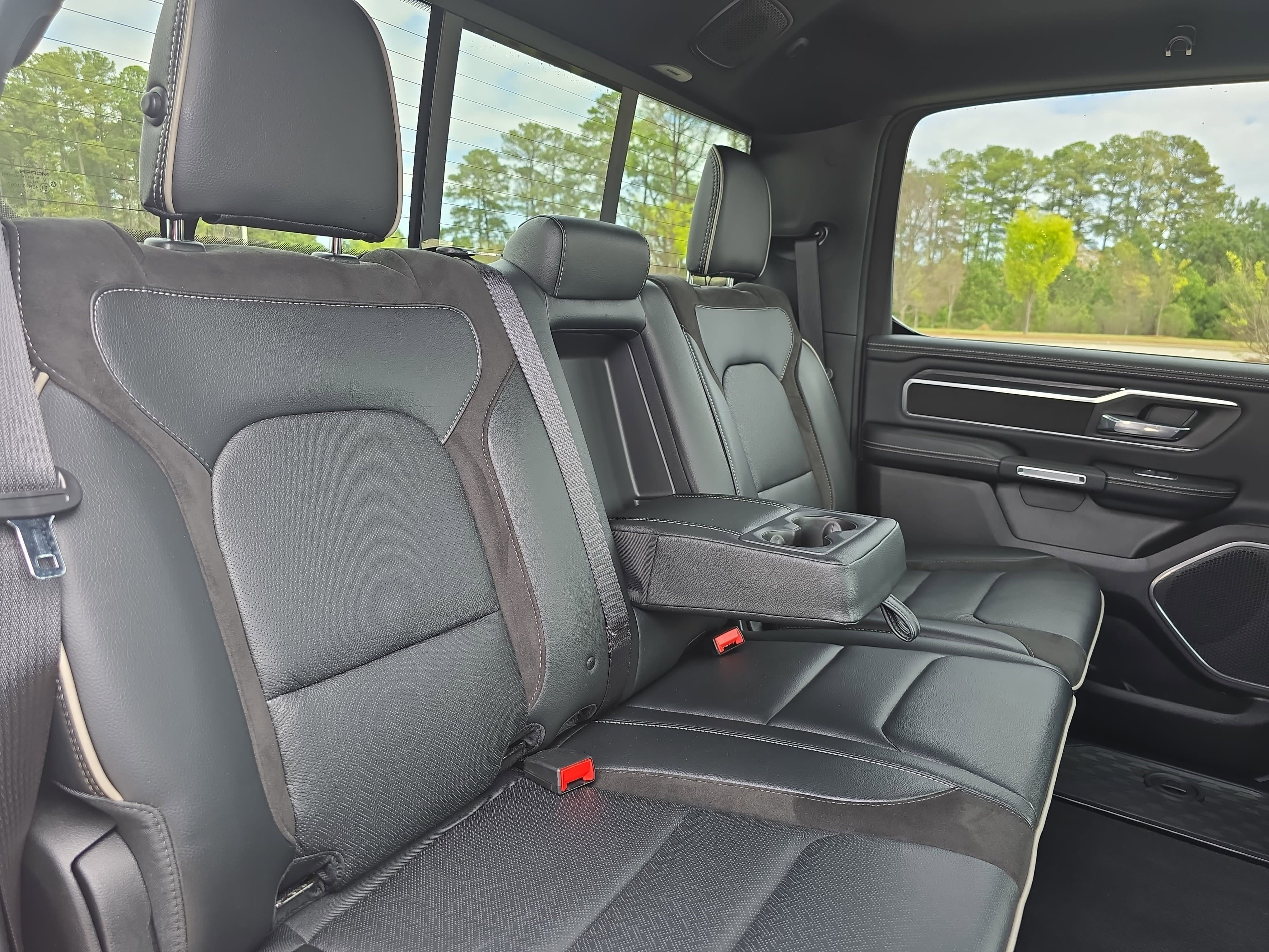 Used 2024 RAM 1500 Laramie image 12