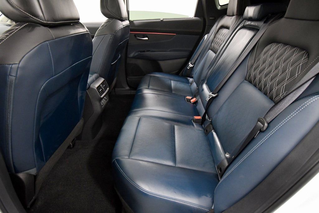 Used 2025 Nissan Murano Platinum w/ Cargo Package image 15