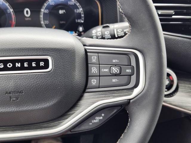 Used 2023 Jeep Wagoneer L Series II AWD/4WD image 28