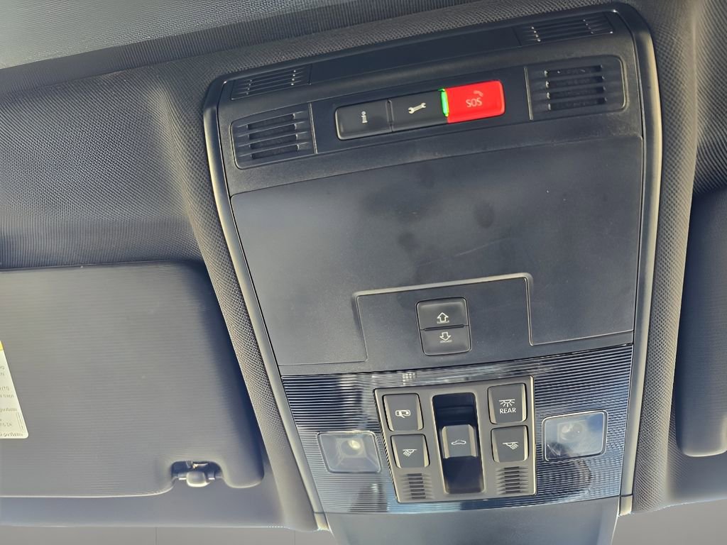 Used 2021 Volkswagen Tiguan SEL Premium R-Line image 25